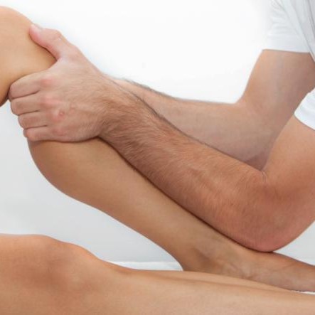 Massage jambes lourdes